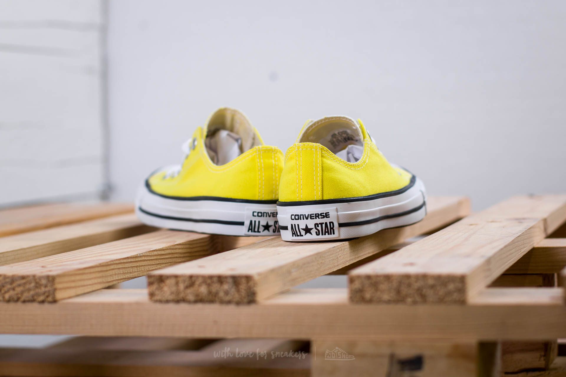 Converse all star fresh yellow top