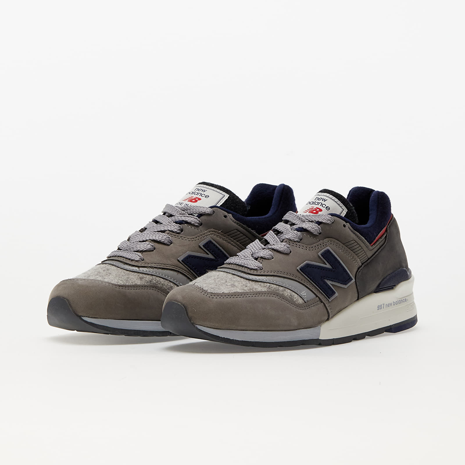 Férfi cipők New Balance x Woolrich 997 Grey/ Blue-Red