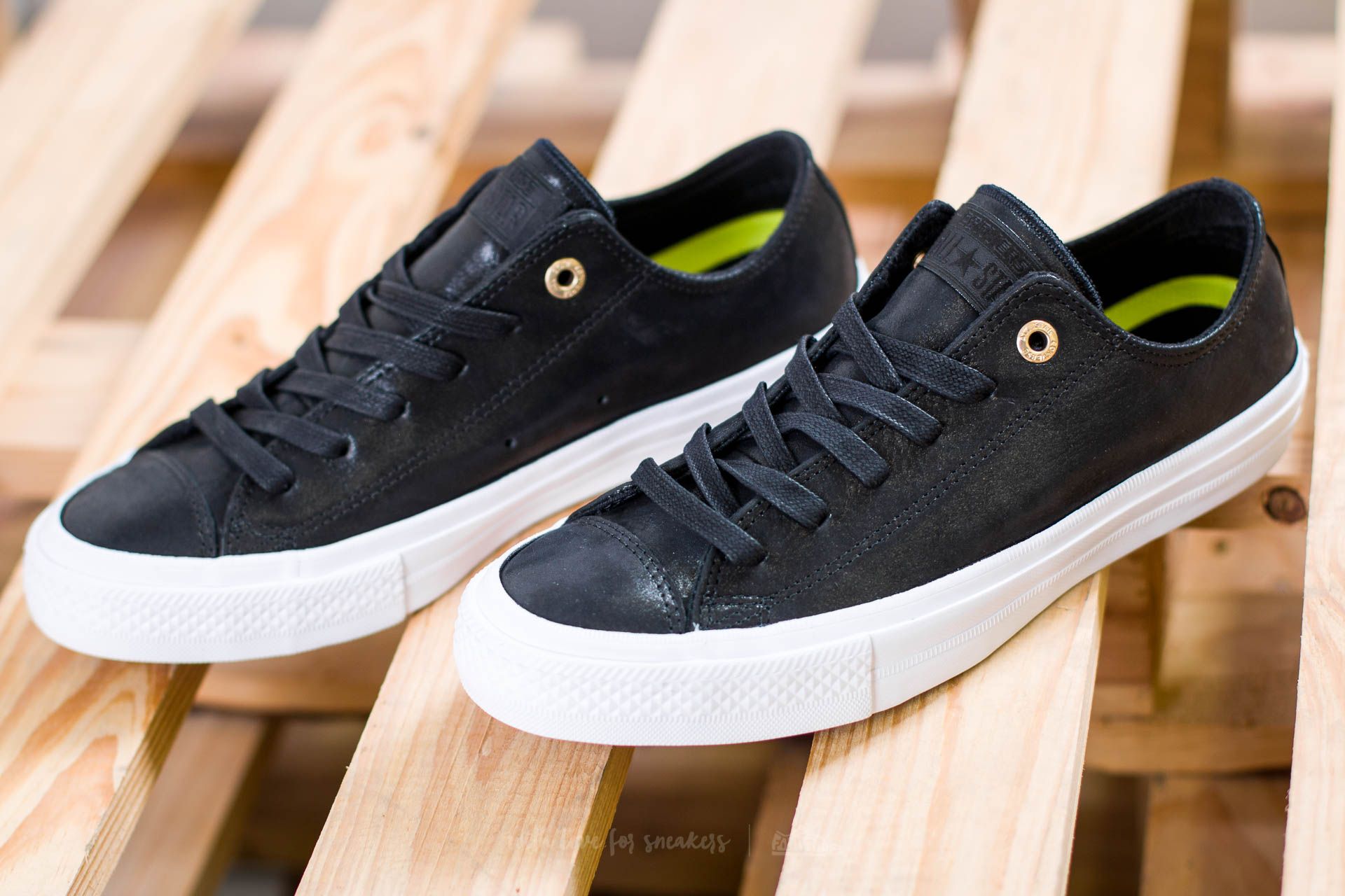 Women's shoes Converse Chuck Taylor All Star II OX Black/ Black/ White
