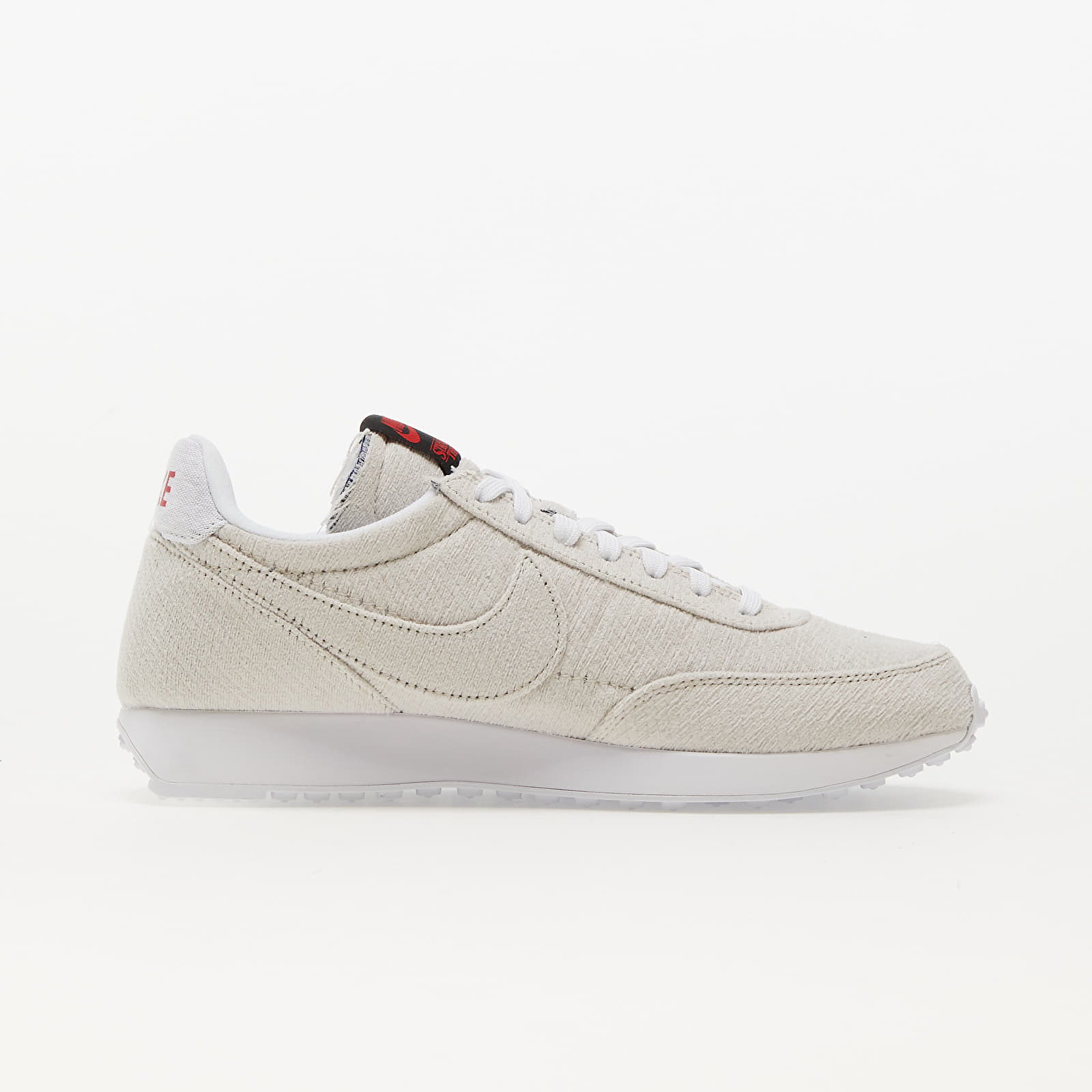 Nike x stranger things tailwind top
