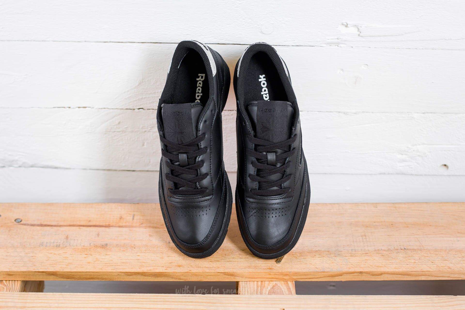 Women s shoes Reebok Club C 85 Diamond W Black Gum Footshop