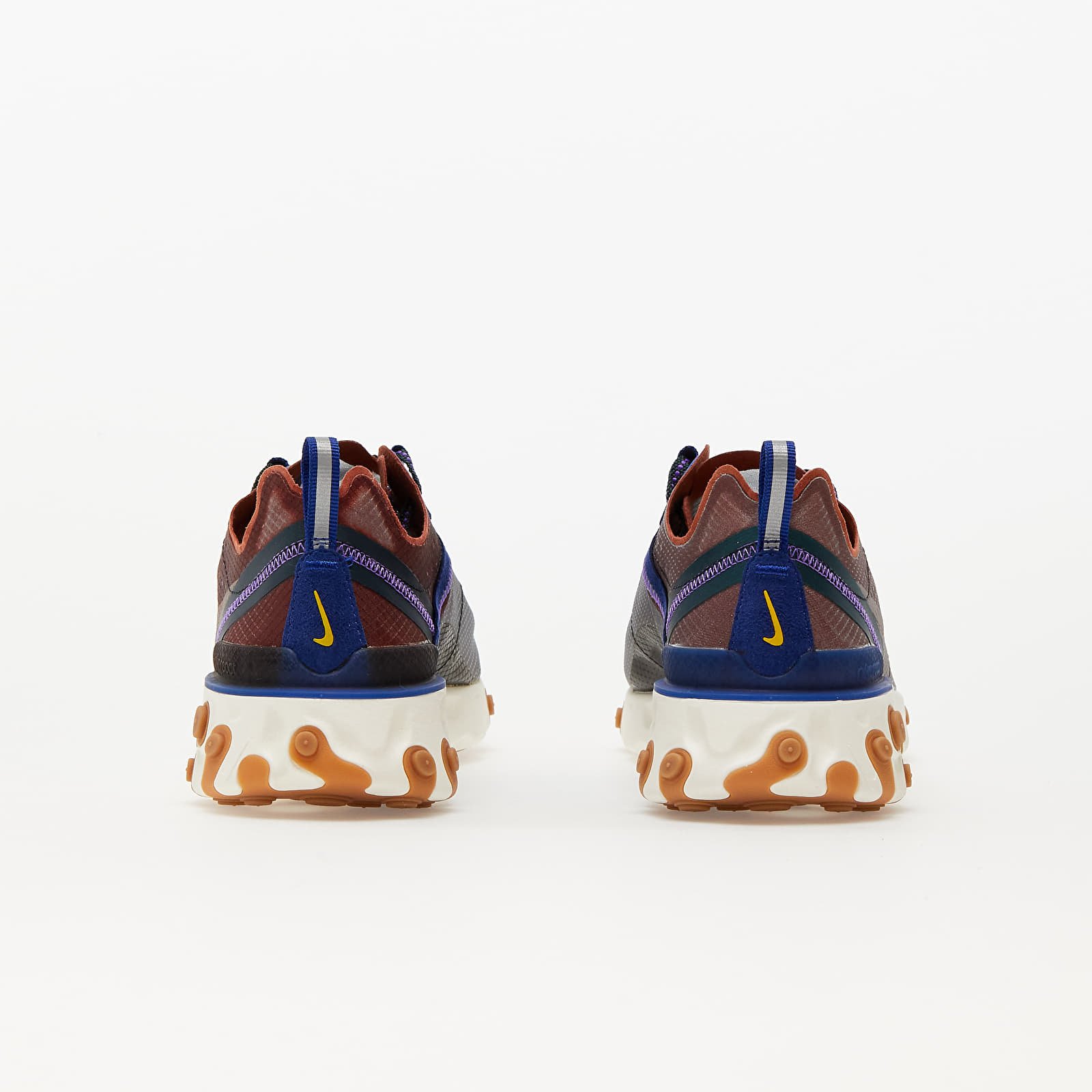 Nike element react 2025 87 dusty peach