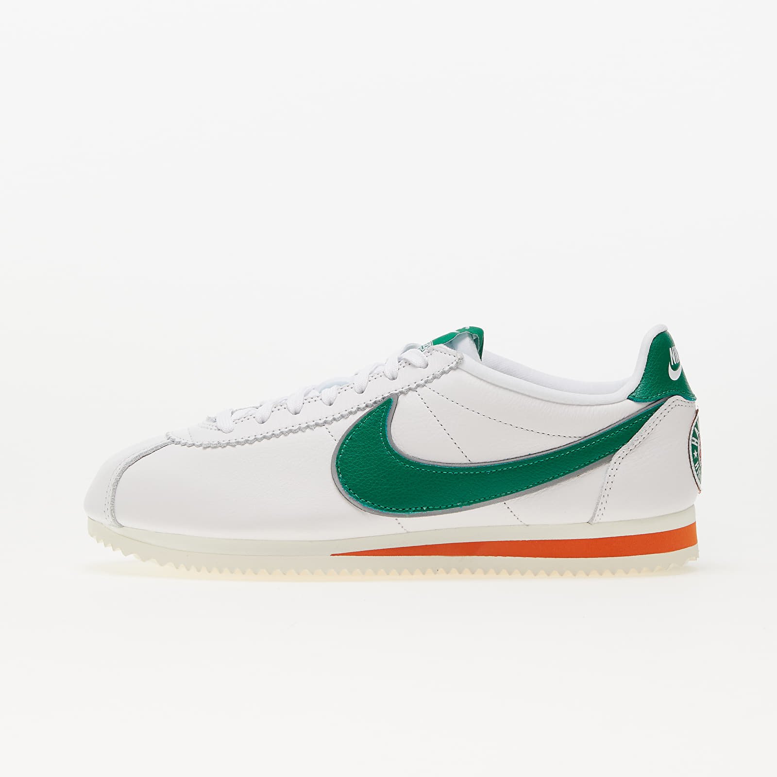 Zapatillas Hombre Nike x Hawkins Highschool Classic Cortez QS White/ Pine Green-Cosmic Clay-Sail