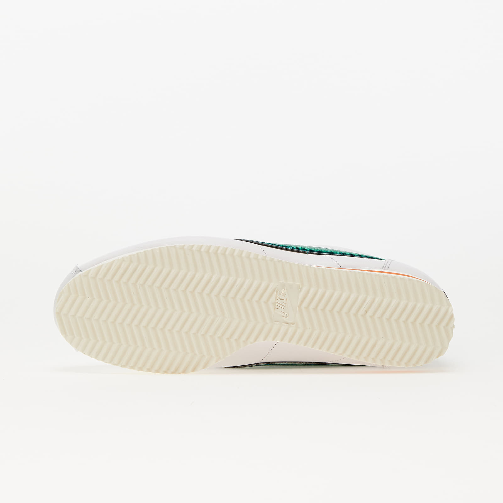 Zapatillas Hombre Nike x Hawkins Highschool Classic Cortez QS White/ Pine Green-Cosmic Clay-Sail
