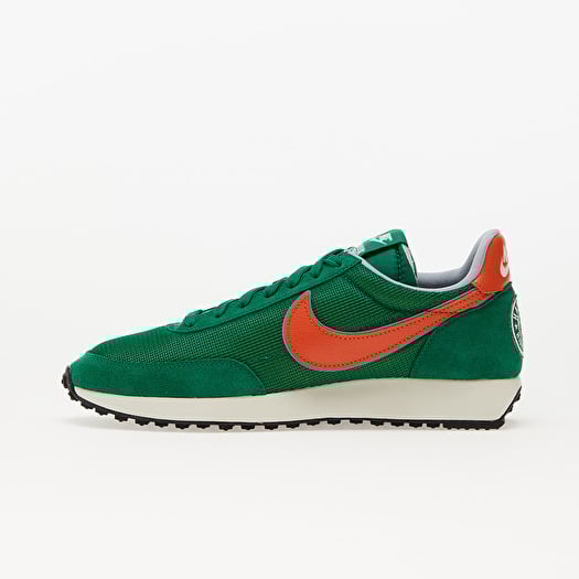 Nike x stranger things hawkins high cheap