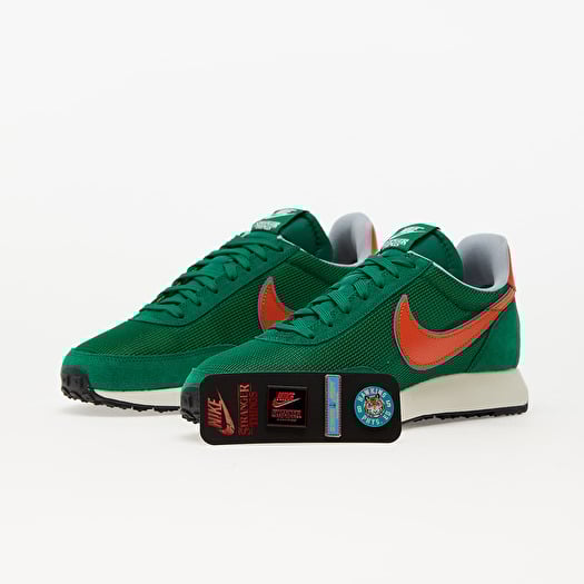 Nike x Hawkins Highschool Air Tailwind QS
