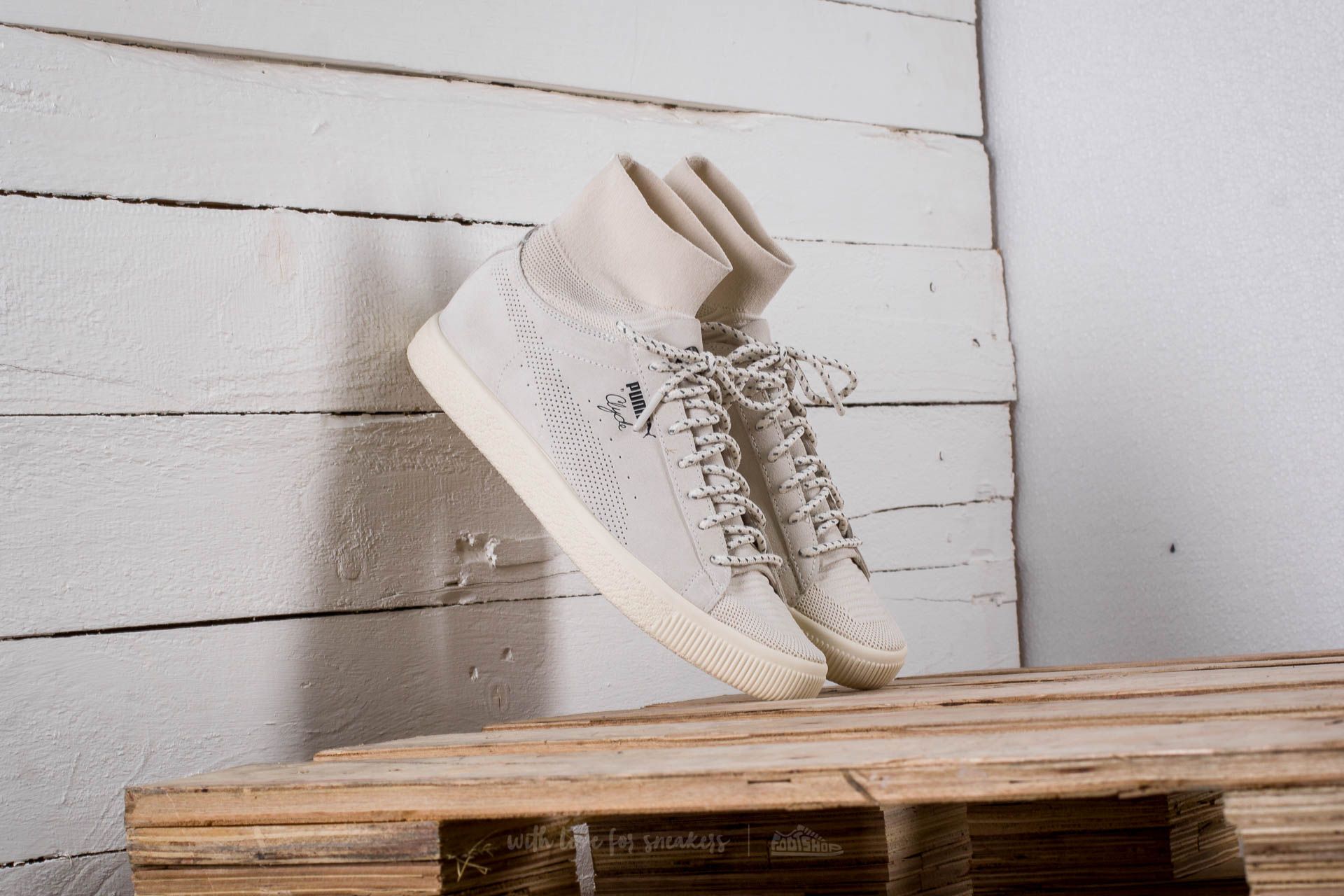 Puma clyde rainbow deals