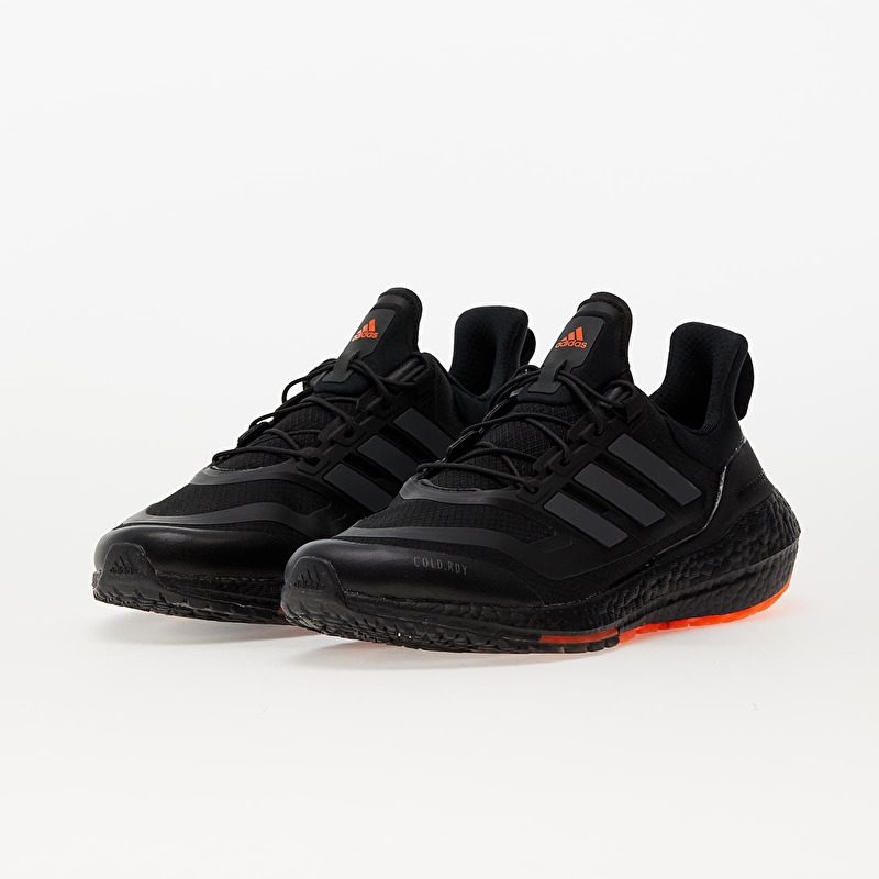 adidas UltraBOOST 22 COLD.RDY 2.0 Core Black/ Carbon/ Imp Orange