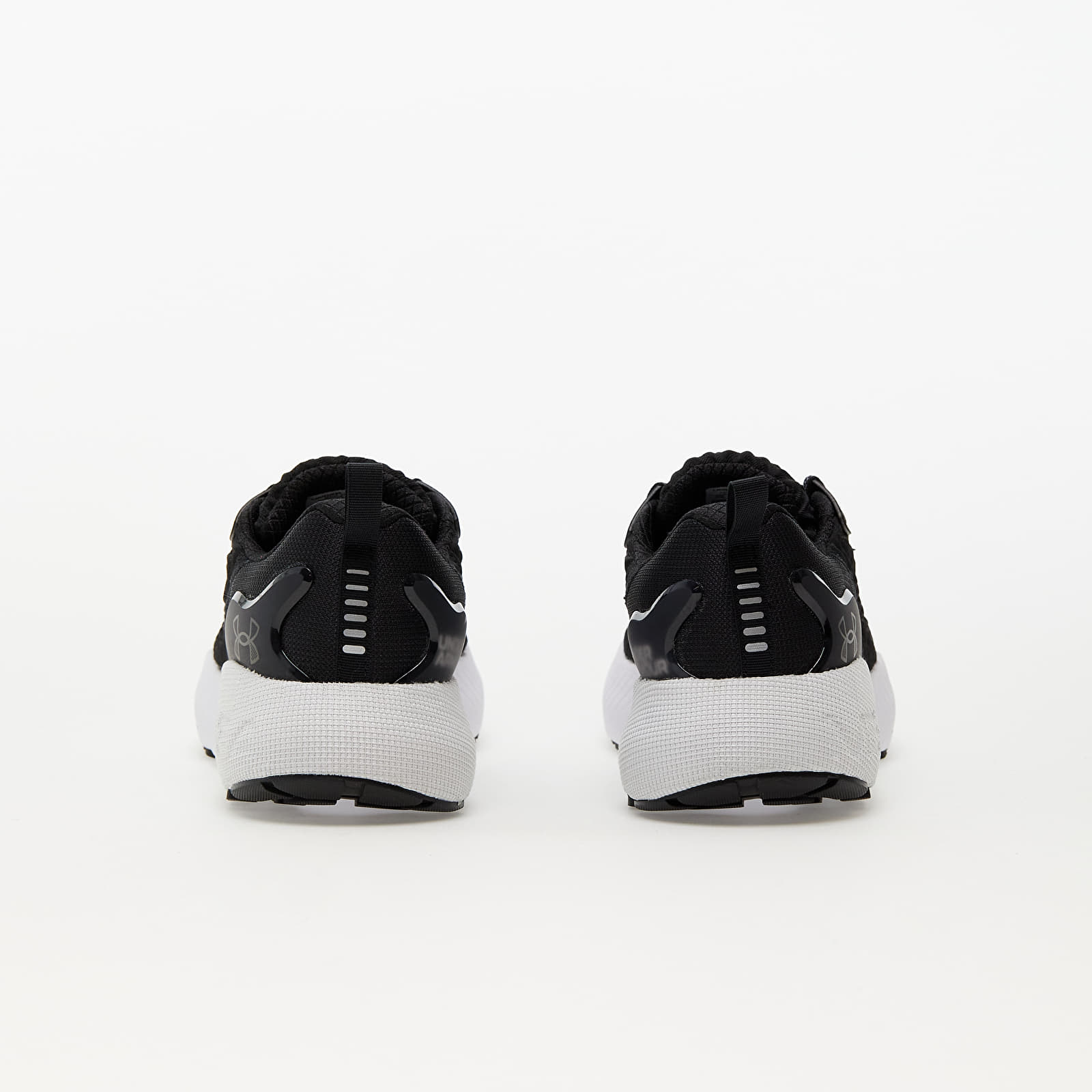 Pánské tenisky a boty Under Armour HOVR Mega 3 Clone Black/ White/ Metallic Gun Metal