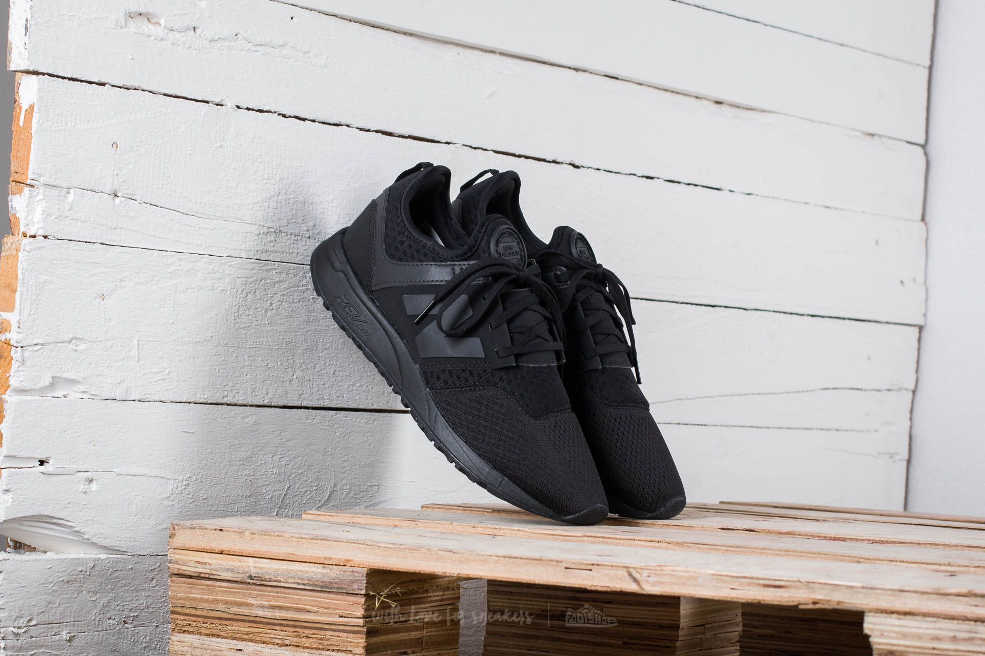 Herren Sneaker und Schuhe New Balance 247 Black