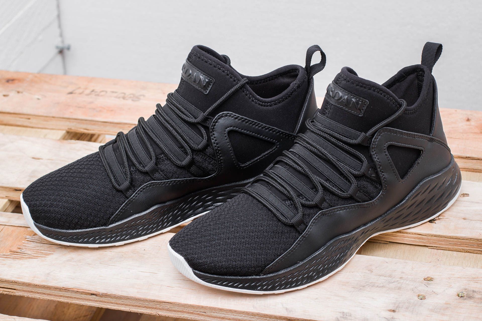 Men s shoes Jordan Formula 23 Black Black White Footshop