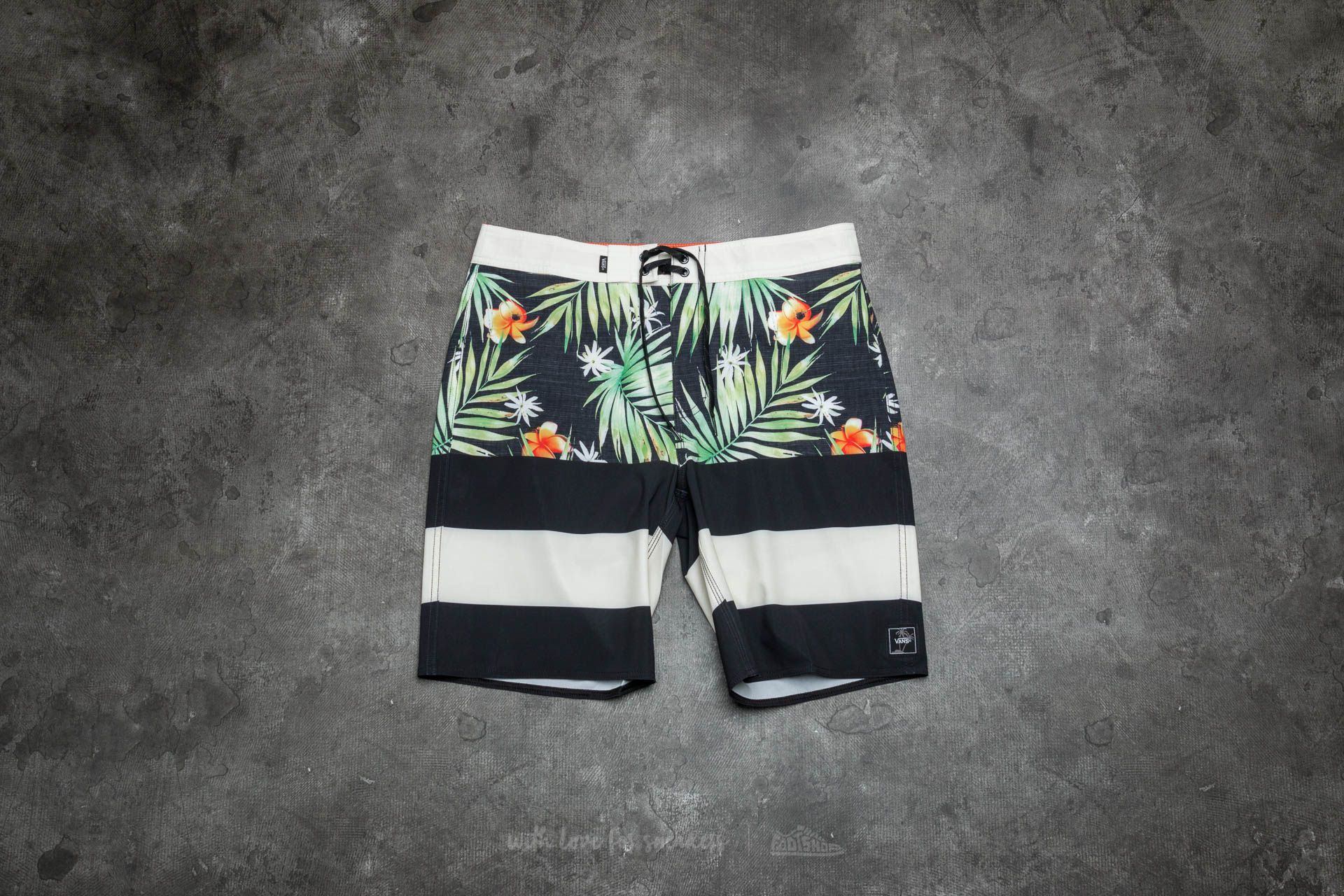 Vans best sale era boardshorts