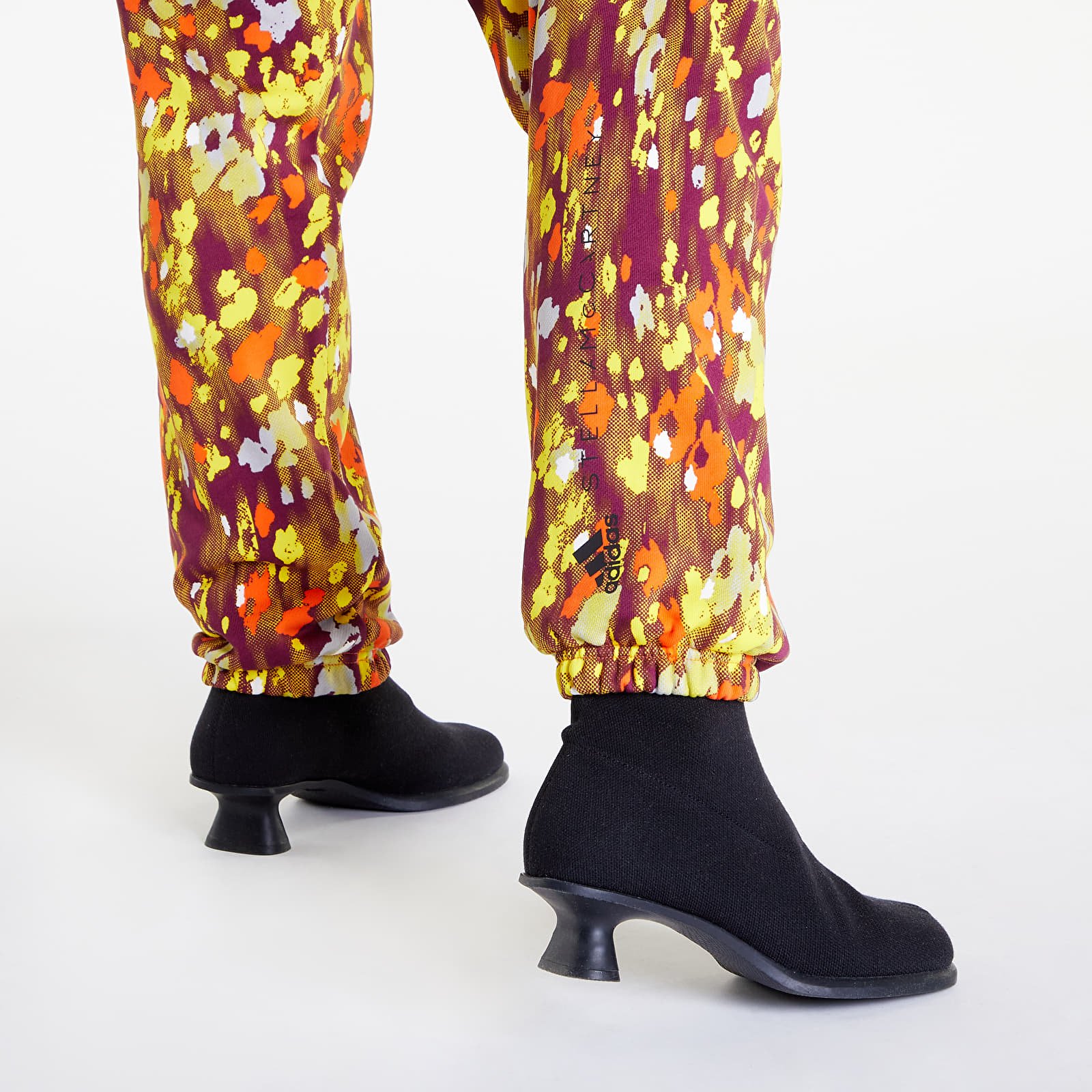 Hosen adidas x Stella McCartney Sweatpants White/ Clear Onix/ Yellow