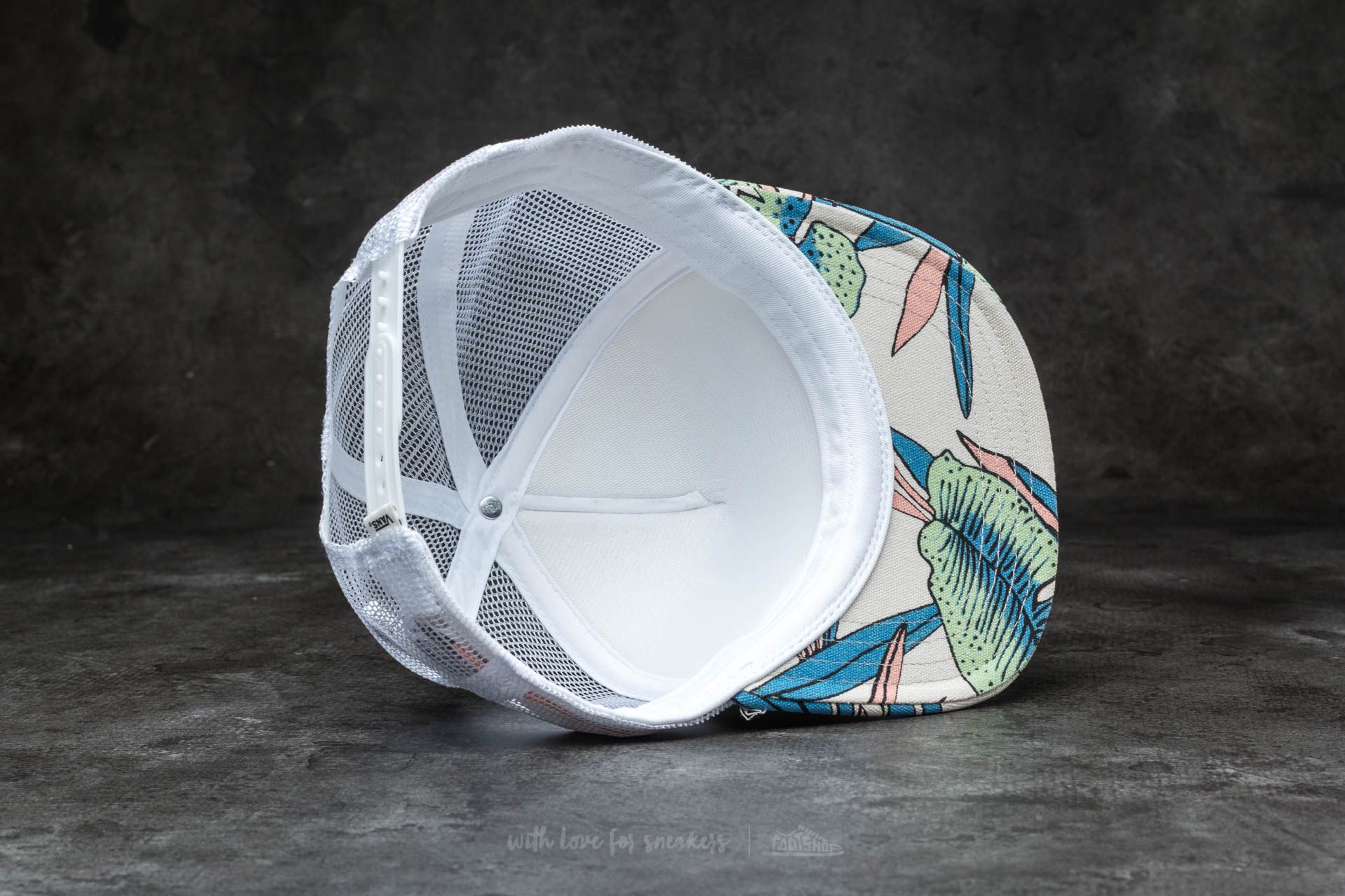 Čepice Vans Beach Bound  Trucker White Sand Tropical