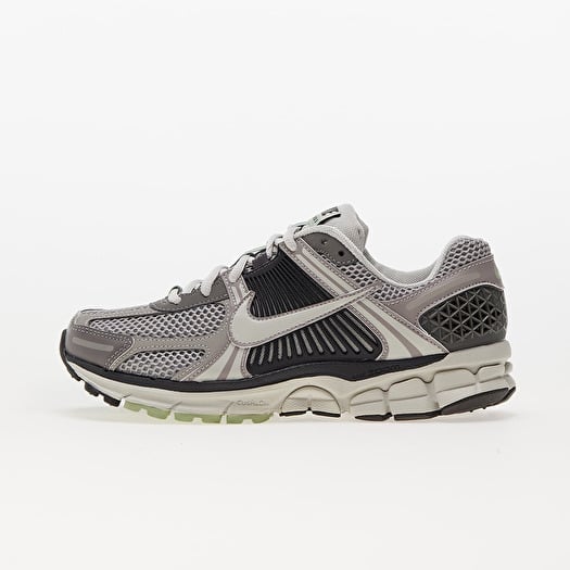 Women's shoes Nike W Zoom Vomero 5 Cobblestone/ Light Bone