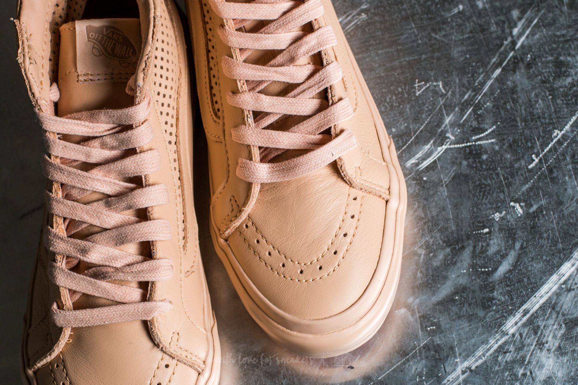 Dámské tenisky a boty Vans Sk8-Hi Slim Cutou Square Perf Amberlight