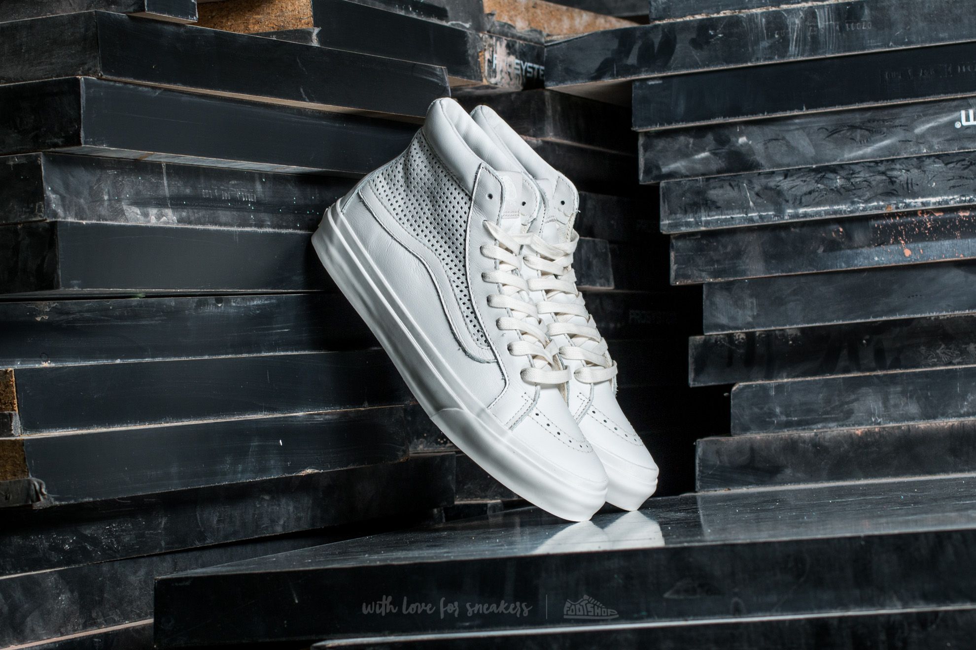 Damen Sneaker und Schuhe Vans Sk8-Hi Slim Cutou Square Perf Blanc De Blanc