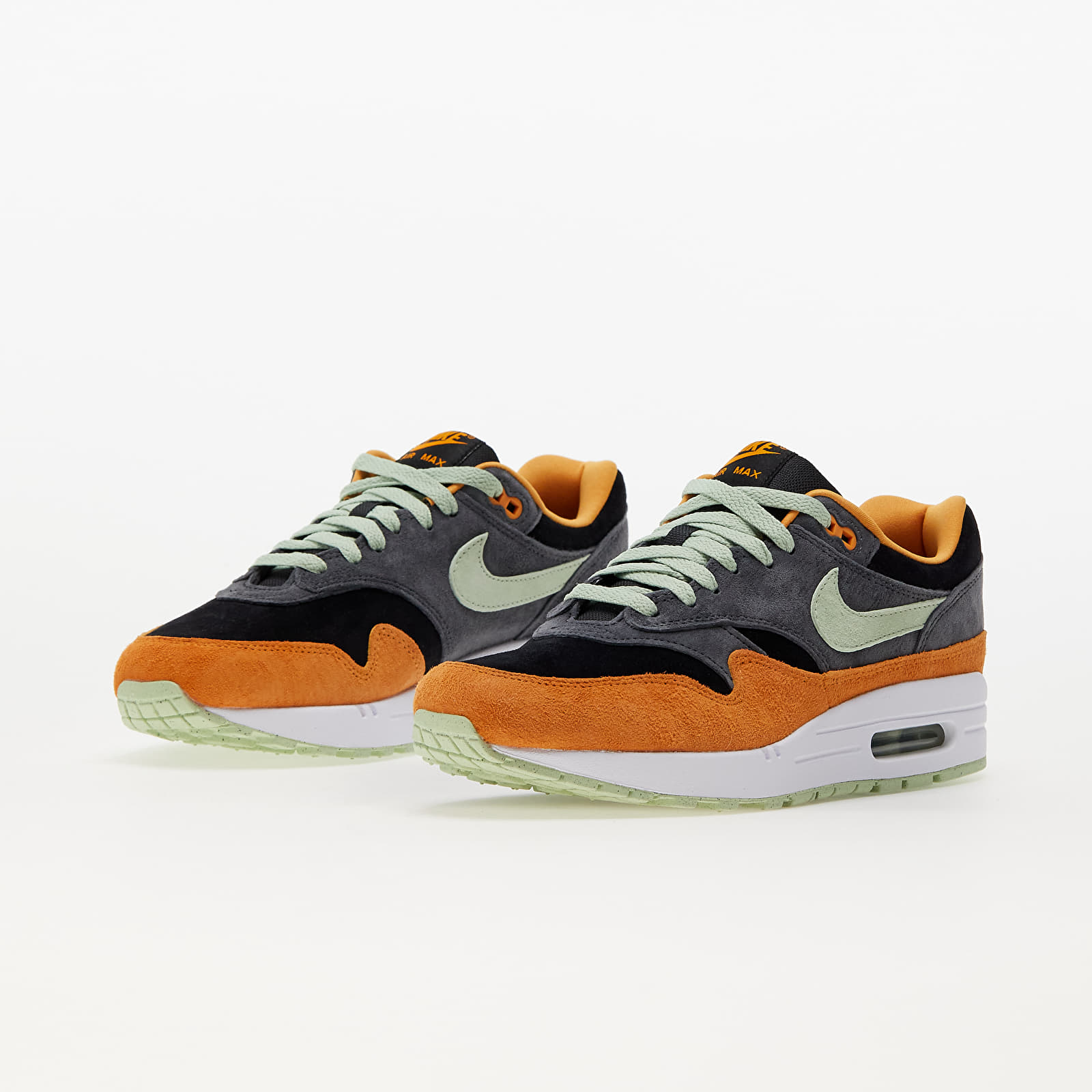 Nike air cheap max exclusive