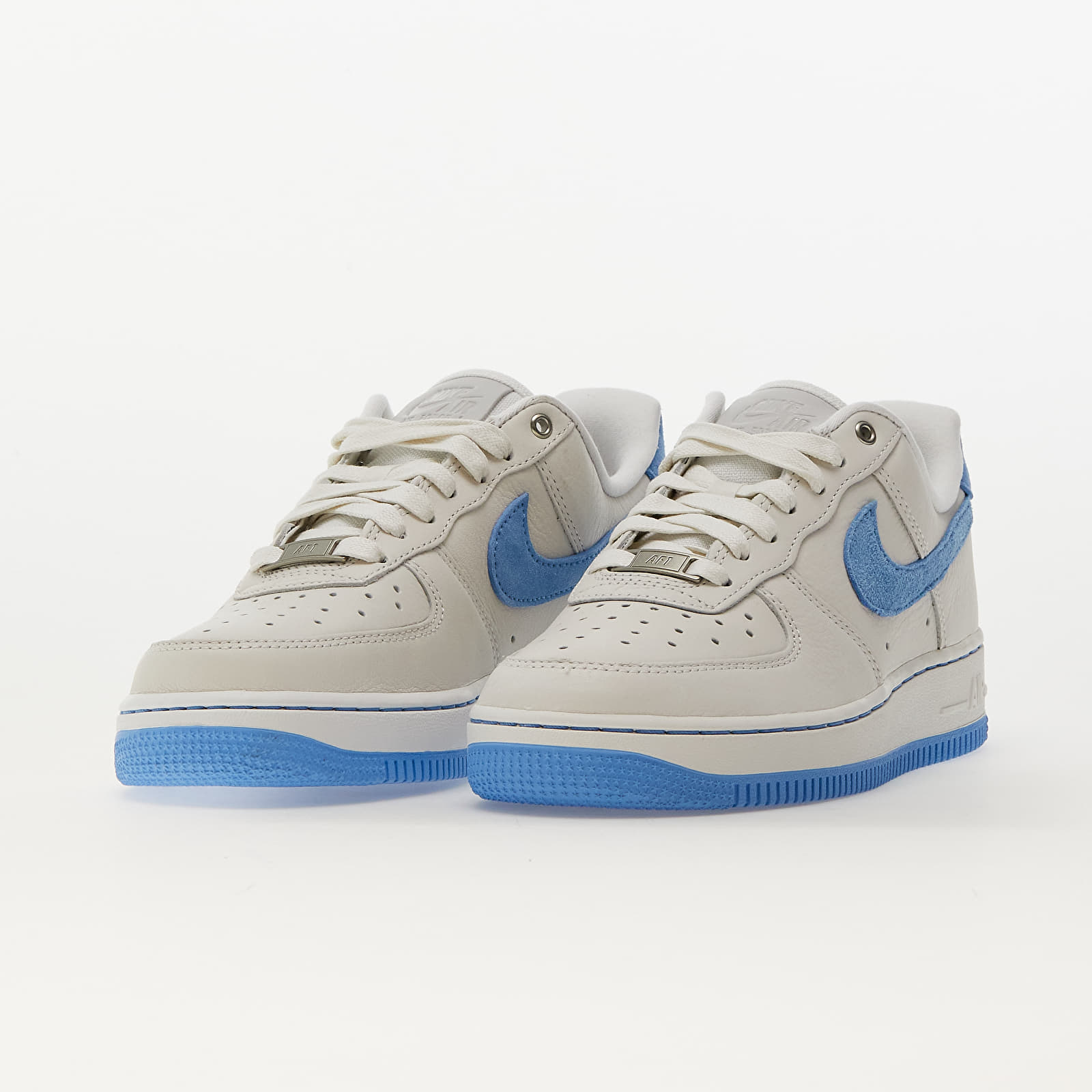 Women's shoes Nike W Air Force 1 Lxx Summit White/ University Blue