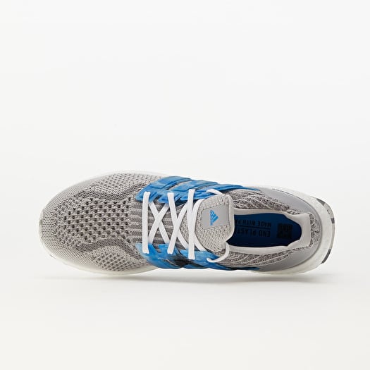 Ultraboost s&l shoes clearance cloud white true blue