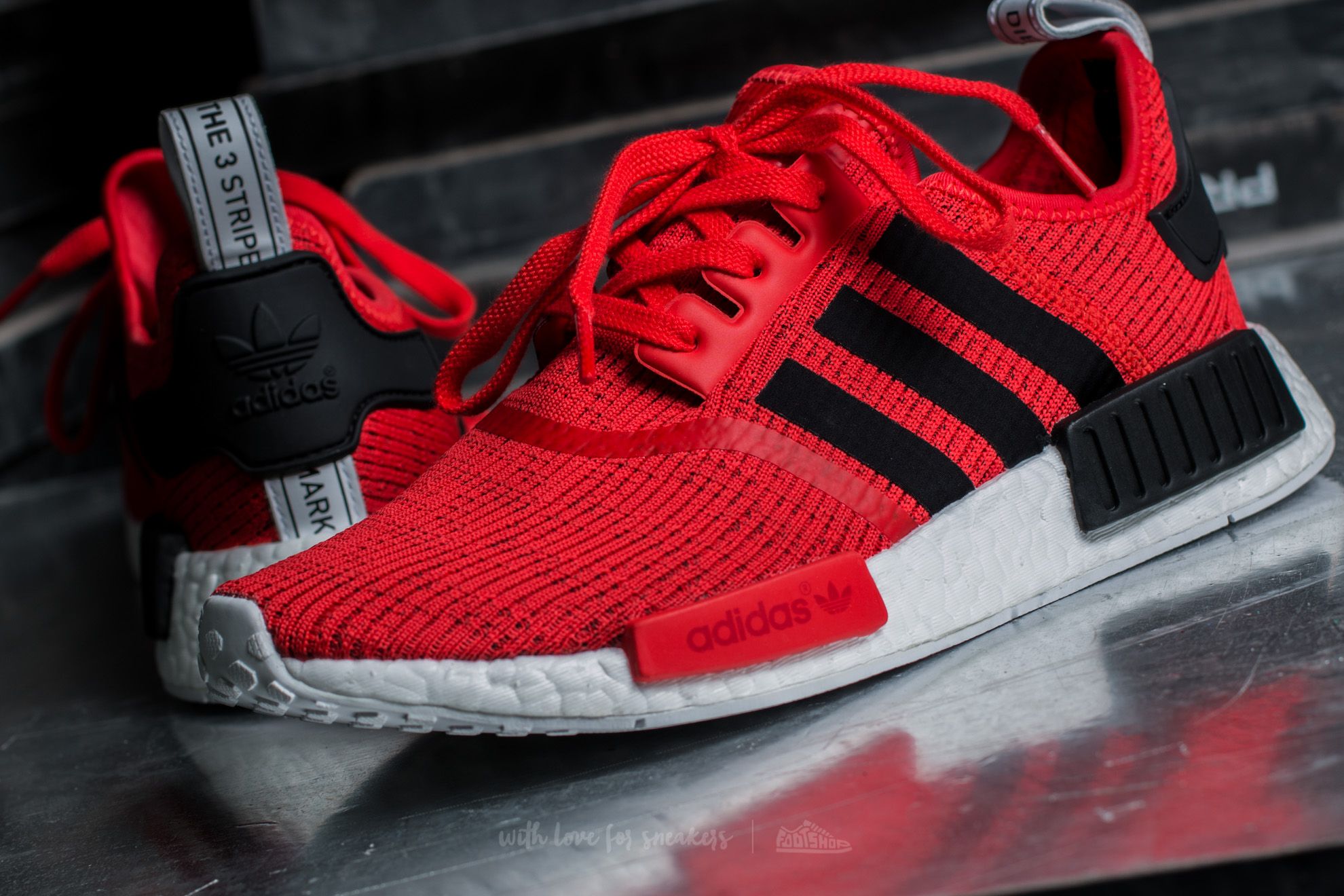 Nmd core red top