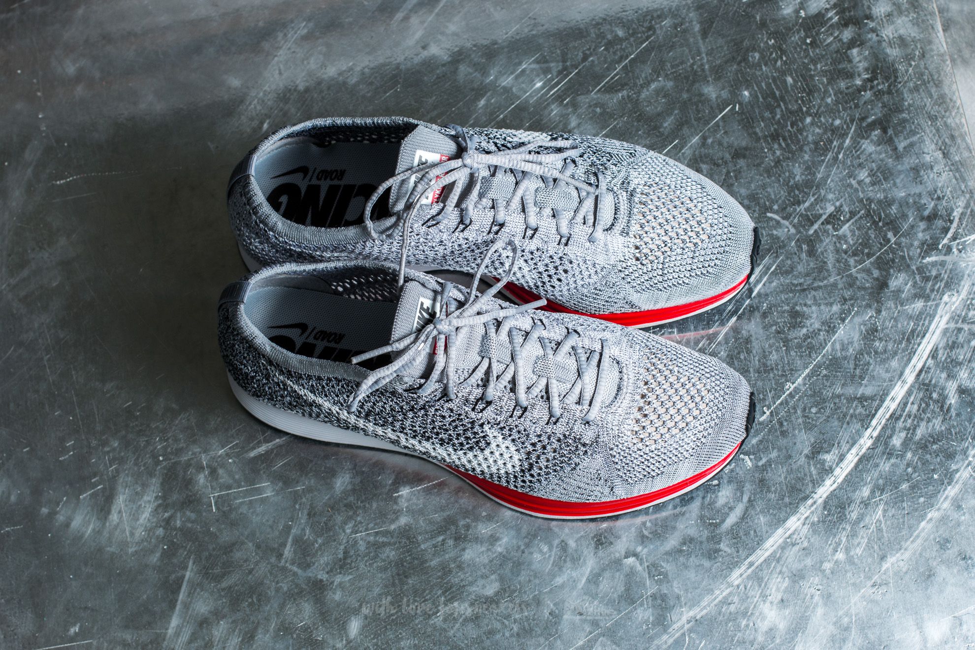 Nike flyknit discount racer wolf grey