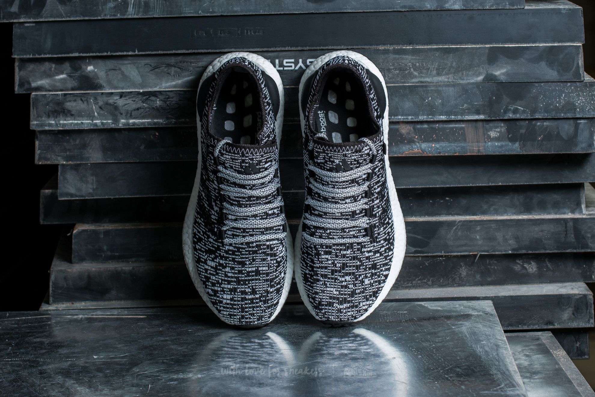 Férfi cipők adidas Pure Boost Grey/ White