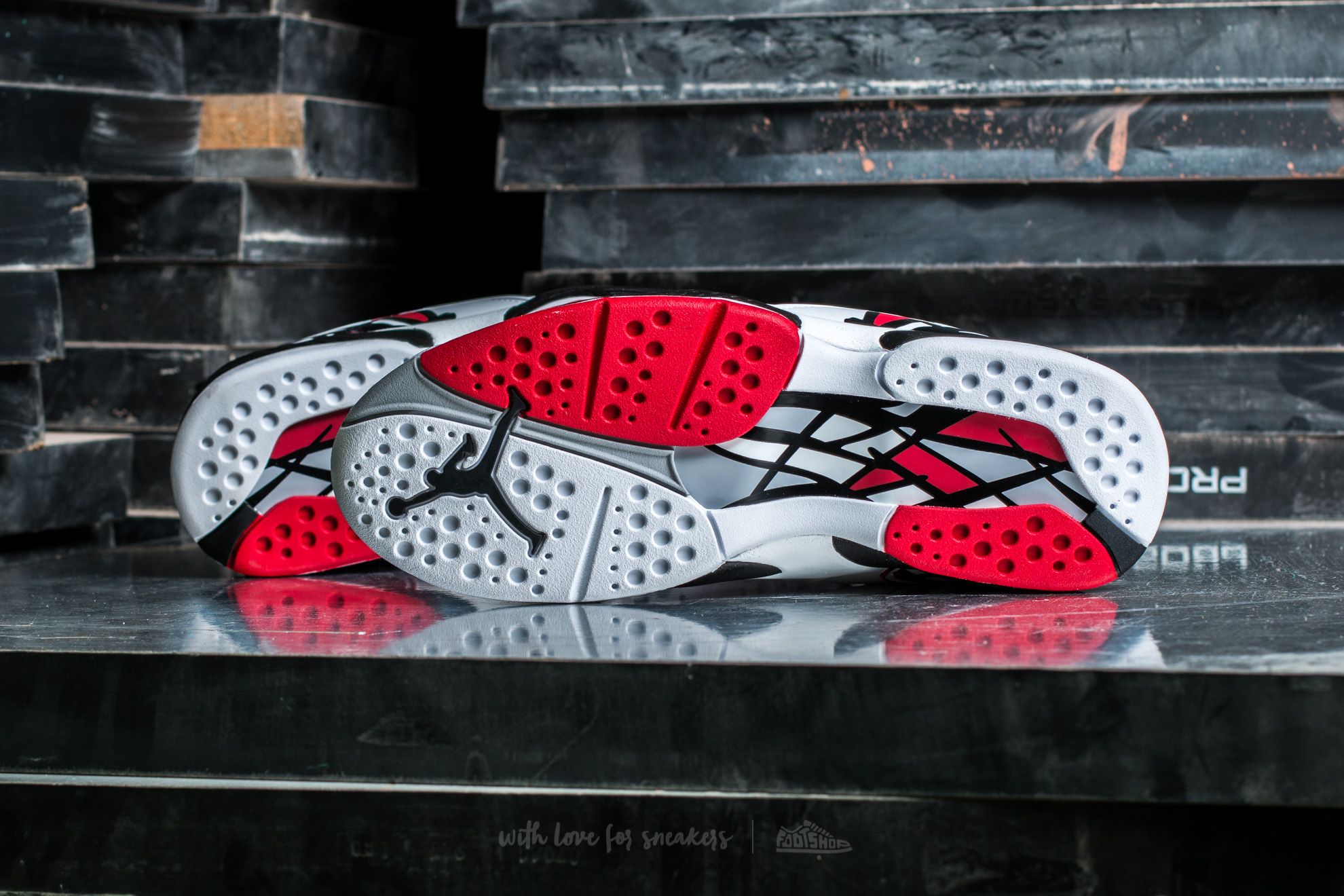 Men's shoes Air Jordan 8 Retro White/ Gym Red-Black-Wolf Grey