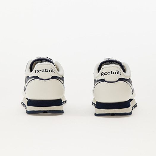 Reebok Classic leather sneakers in white with navy detail