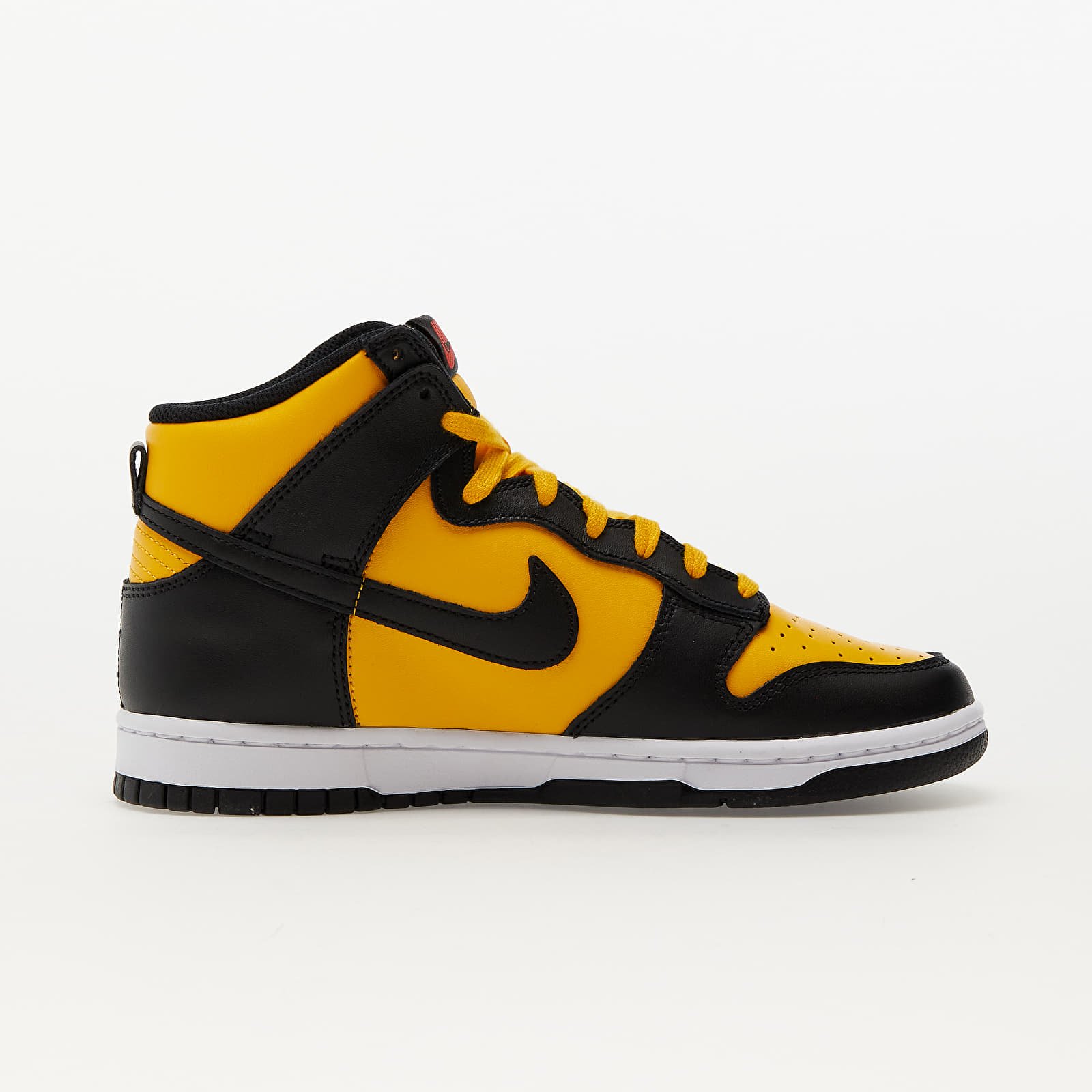 Nike dunk alte uomo oro hotsell