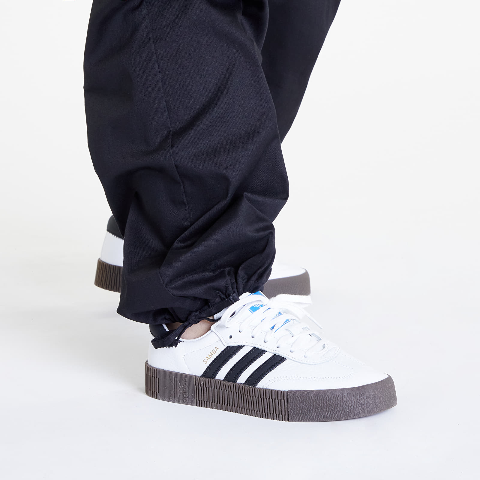 Calças adidas Originals Wide Cargo Pant Pant Preto de Mulher, IJ8183