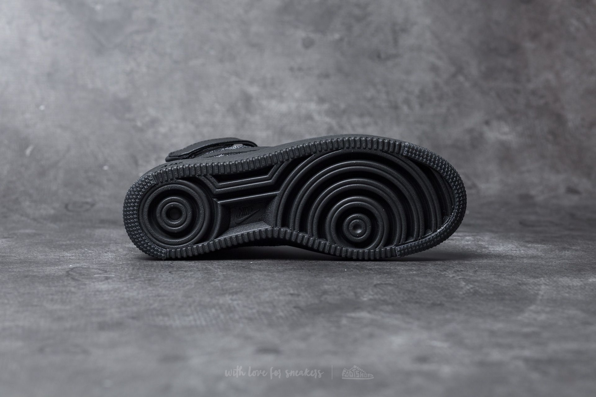 Zapatos Nike W Air Force 1 Flyknit Black/ Black-White