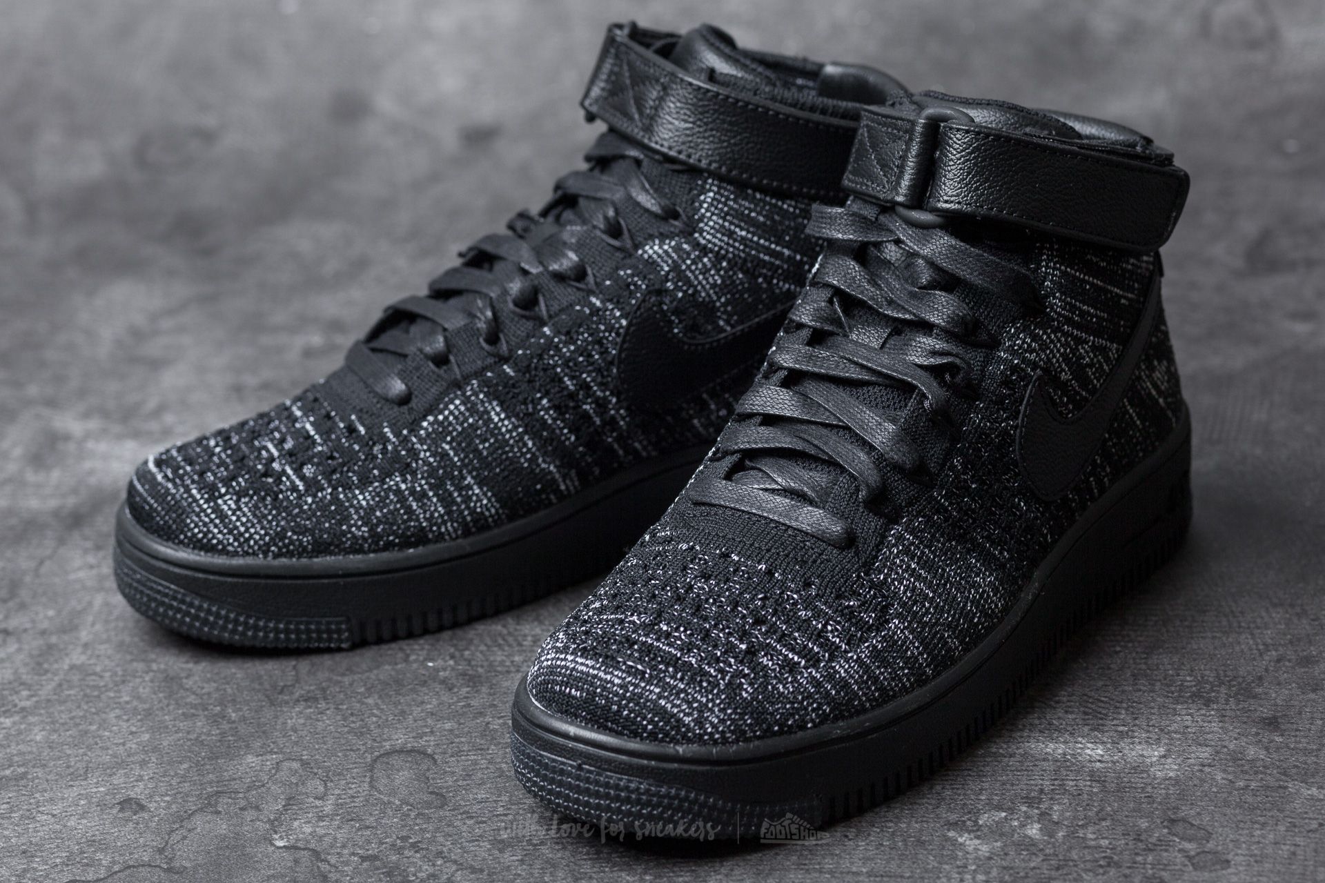 Nike air force 1 flyknit high black discount