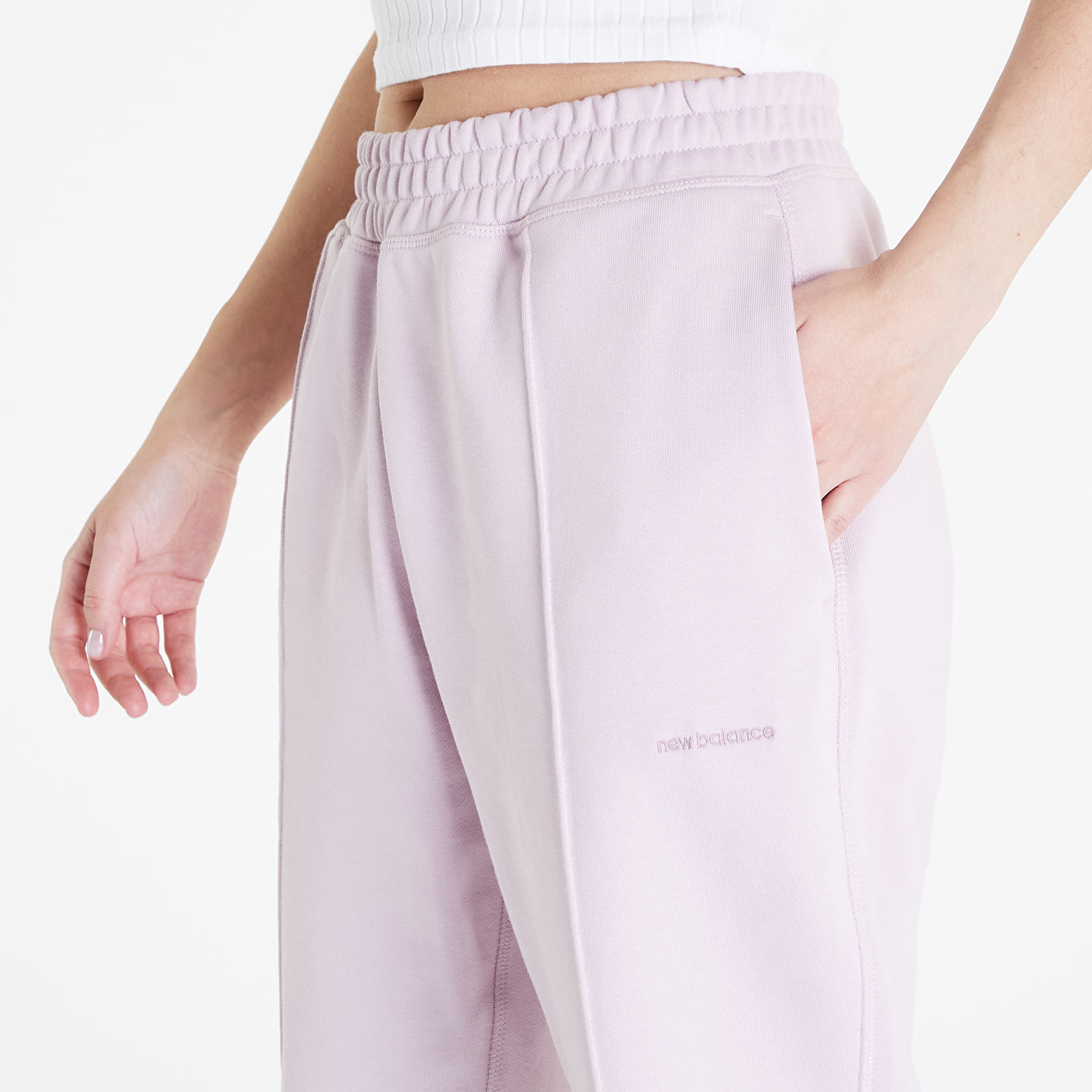 Jogger-housut New Balance Athletics Nature State Sweatpant Violetsh