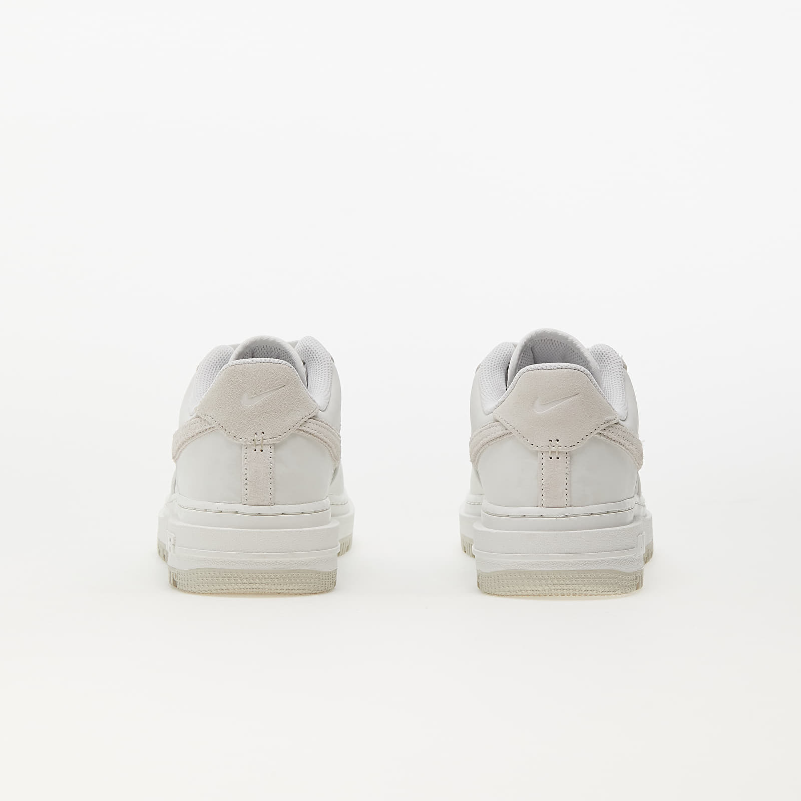 Кросівки Nike Air Force 1 Luxe Summit White/ Summit White-Light Bone EUR 40