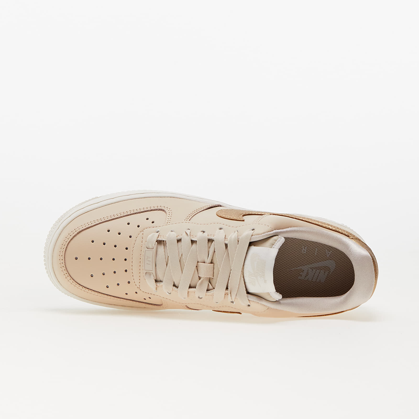 Zapatillas mujer Nike W Air Force 1 '07 Sanddrift/ Metallic Gold-Phantom