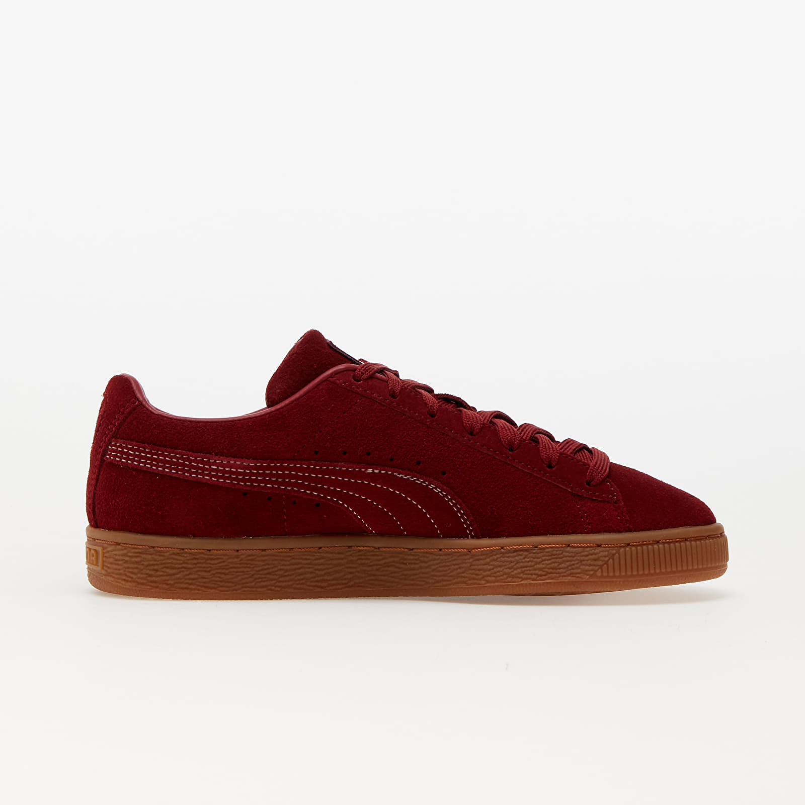 Suede red hot sale pumas