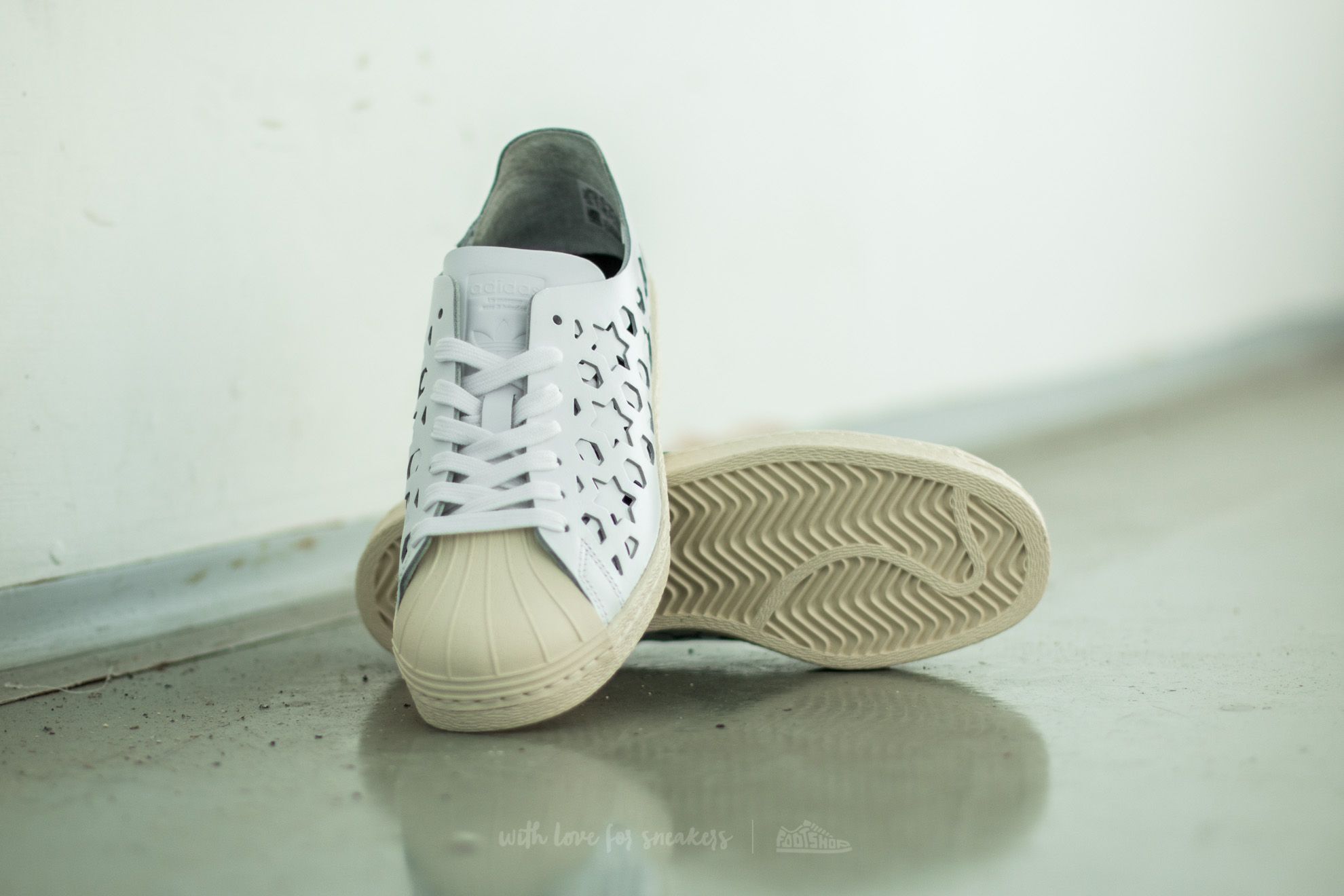 Women s shoes adidas Superstar 80s Cut Out W Ftw White Ftw White