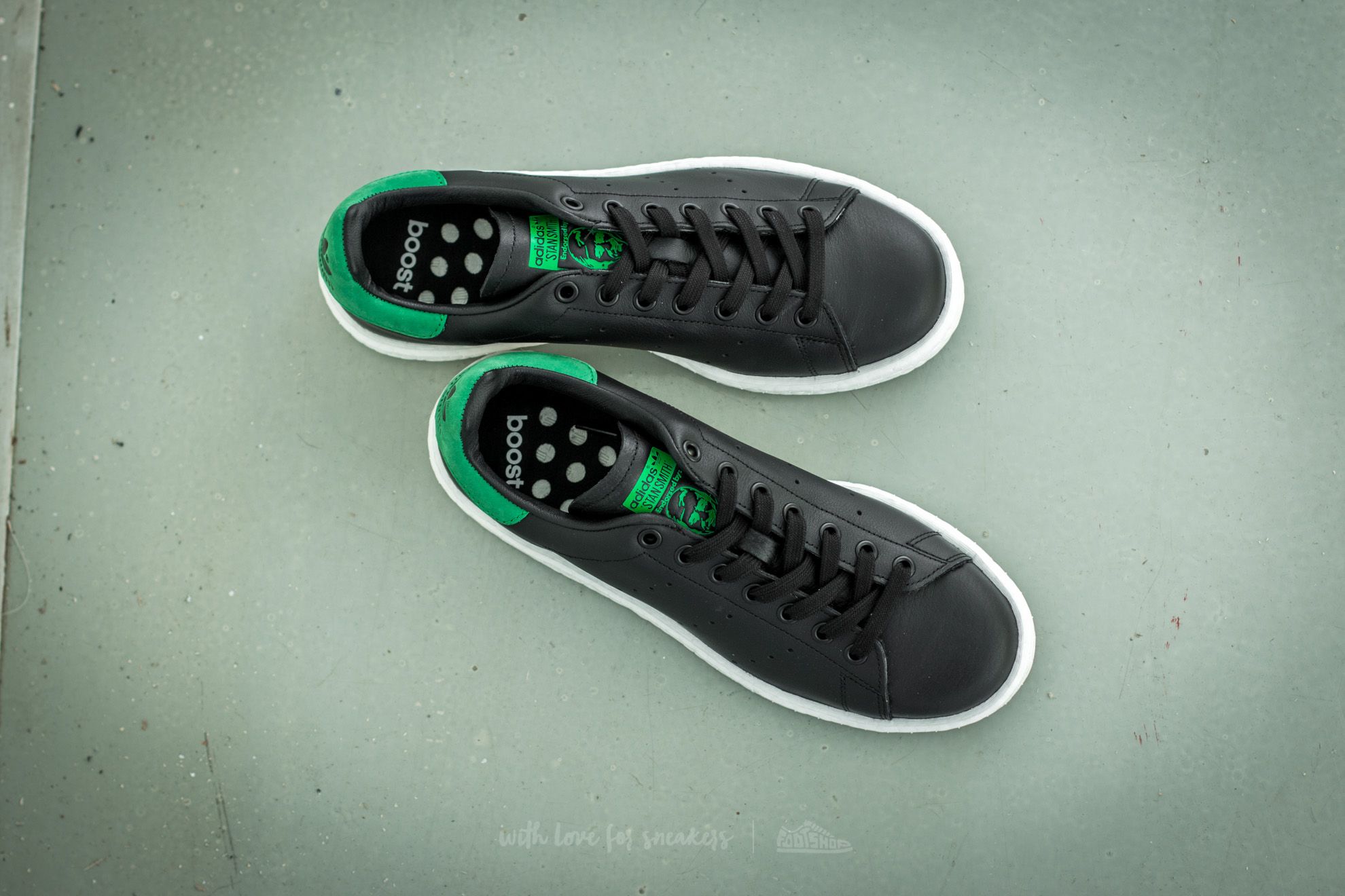 Men's shoes adidas Stan Smith Core Black/ Core Black/ Green