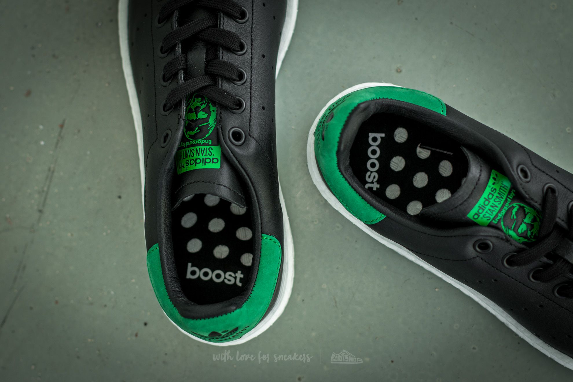 Men's shoes adidas Stan Smith Core Black/ Core Black/ Green