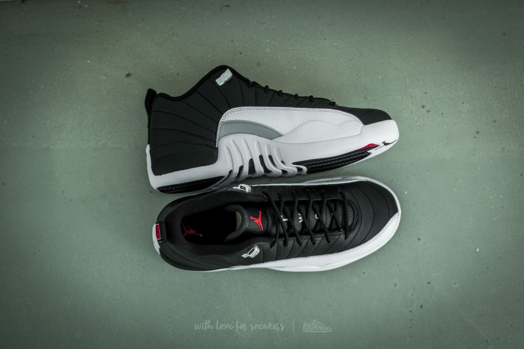 Női cipők Air Jordan 12 Retro Low BG Black/ Varsity Red-White
