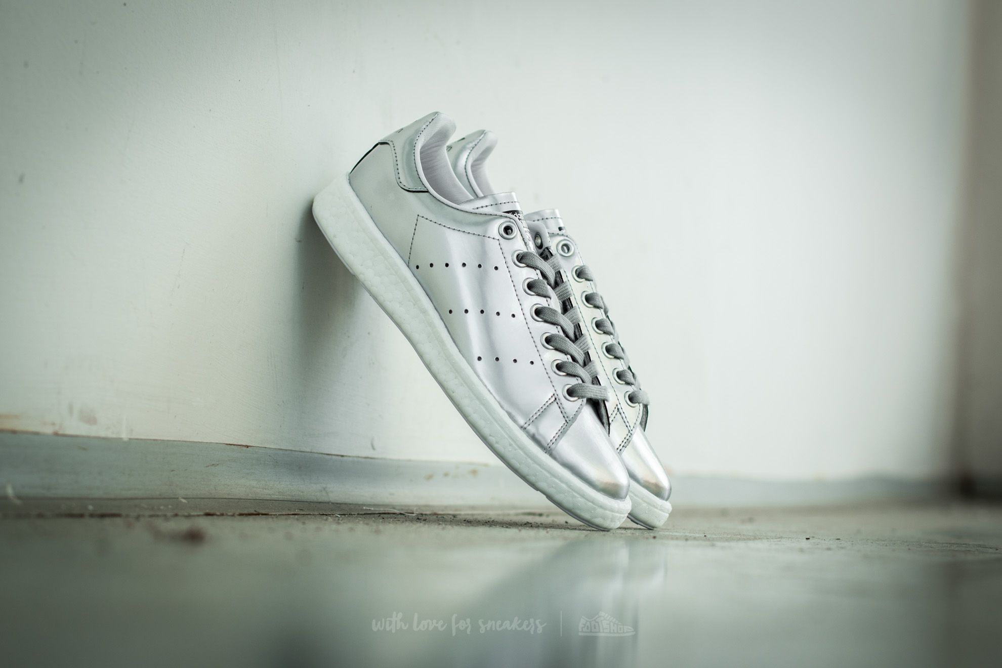 Adidas originals womens stan smith trainers silver metallic/silver metallic/white clearance