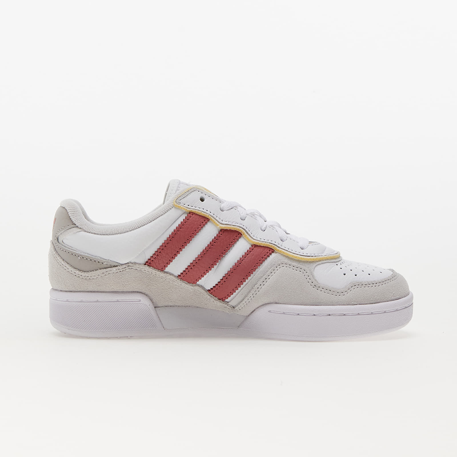 Moški čevlji adidas Courtic Ftwr White/ Wonred/ Grey One