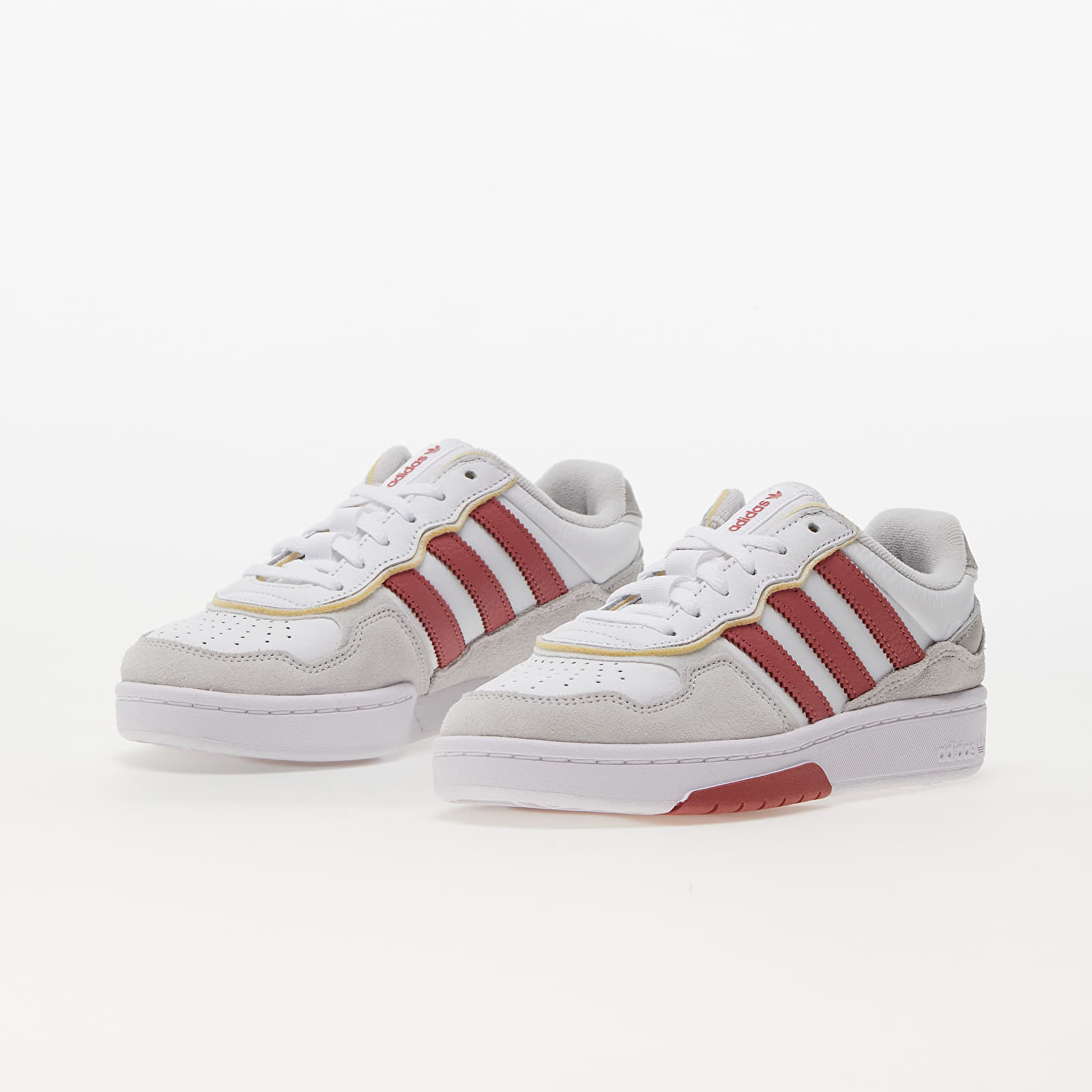 Moški čevlji adidas Courtic Ftwr White/ Wonred/ Grey One
