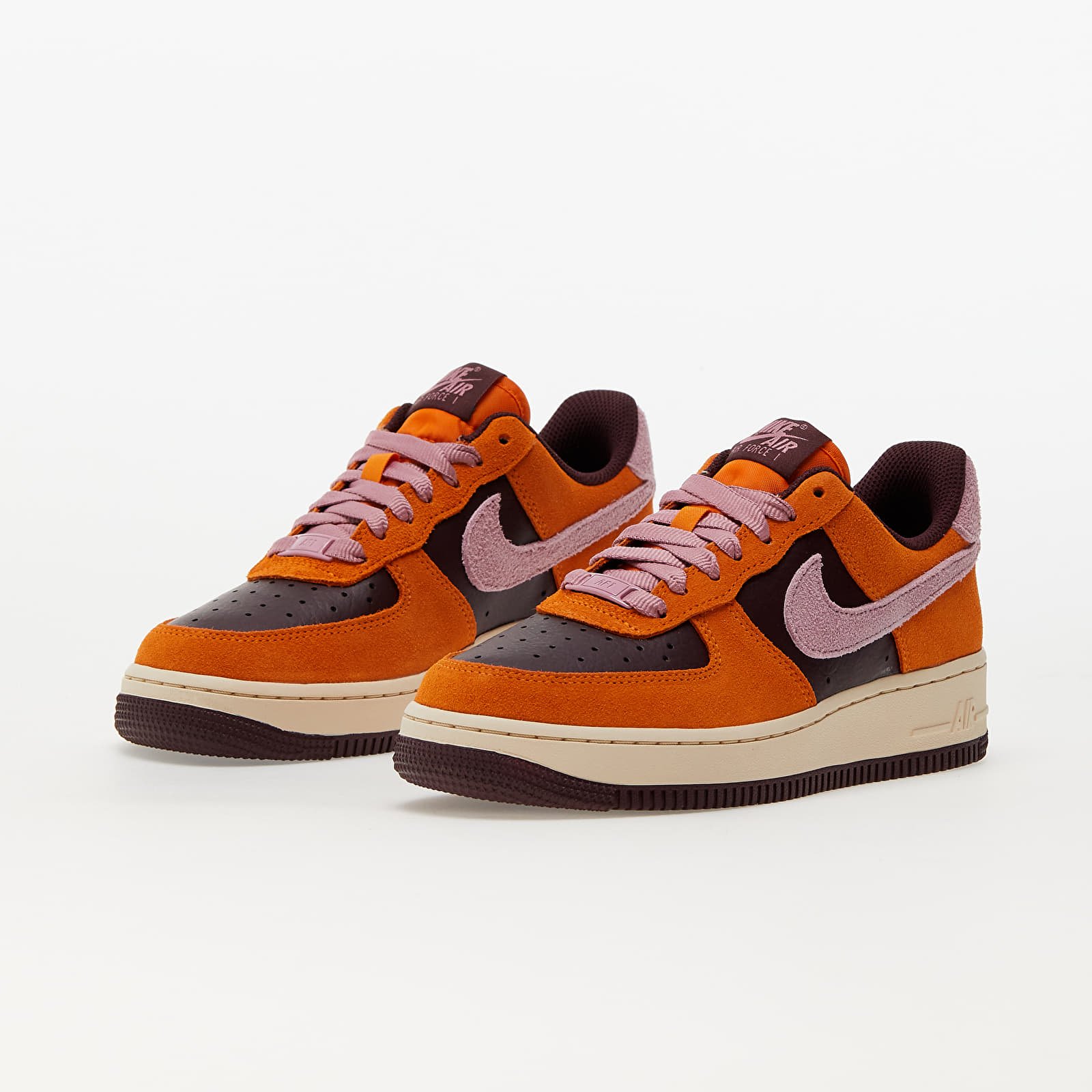 Frauen Nike W Air Force 1 '07 Magma Orange/ Elemental Pink