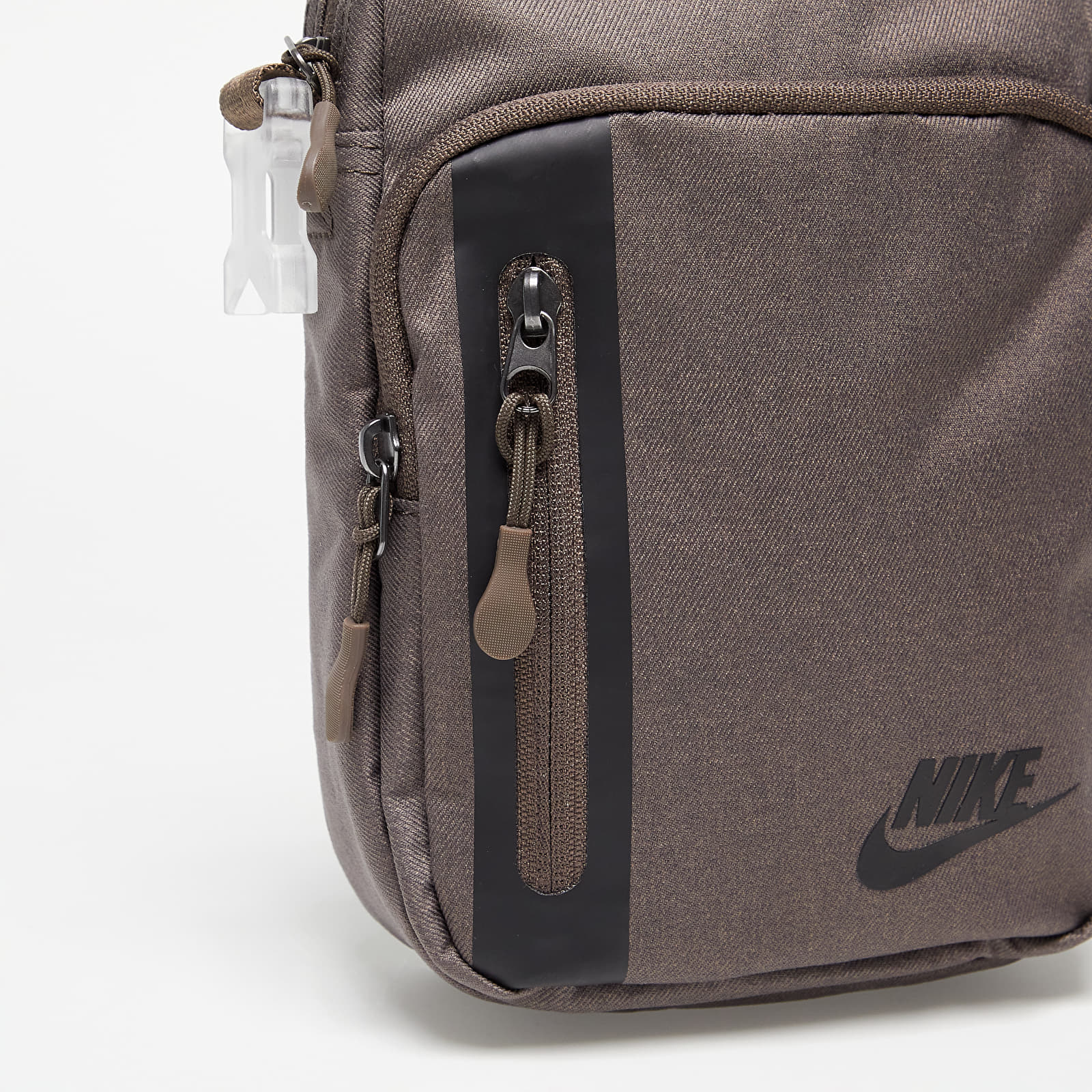 Nike sling online bag price
