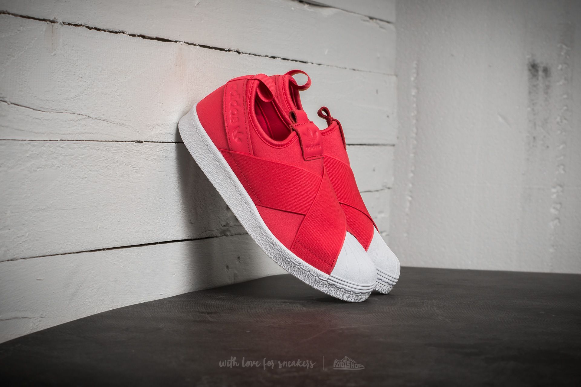 Superstar slip hotsell on red