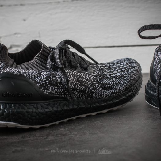 Adidas ultra boost uncaged oreo black discount