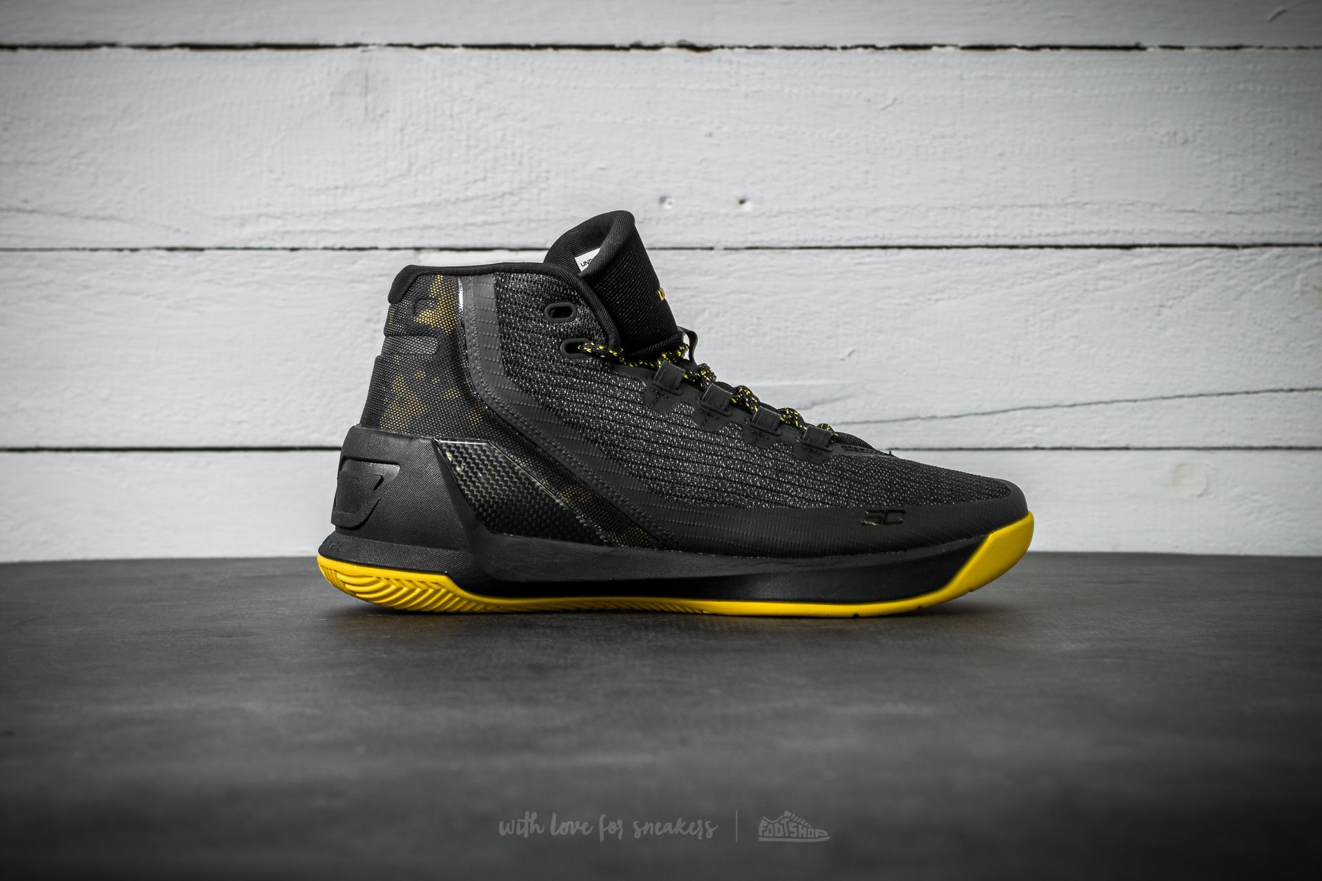 Curry 3 camo discount