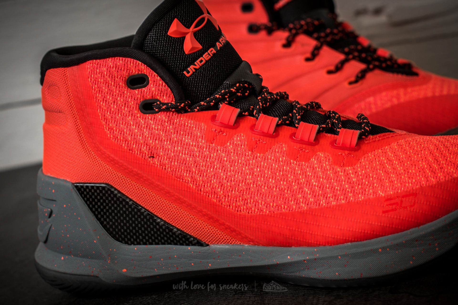 Buty męskie Under Armour Curry 3 Human Torch Edition